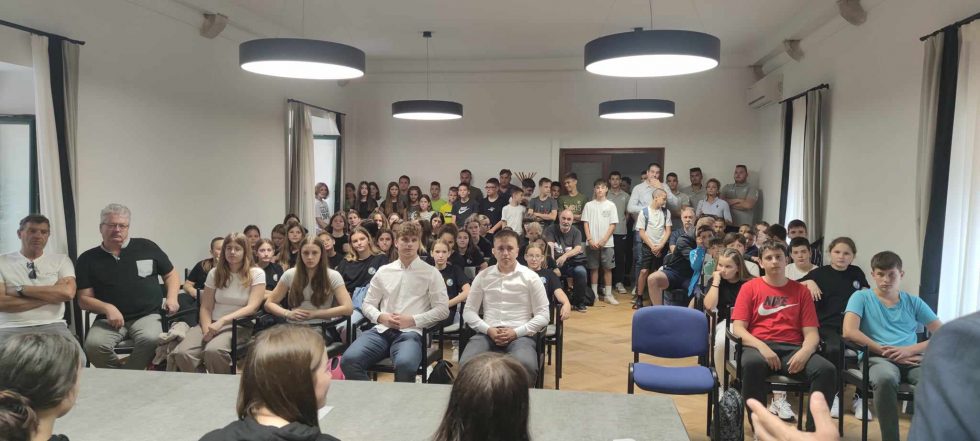 Grad Rab odao priznanje sportašima za uspješnu sezonu
